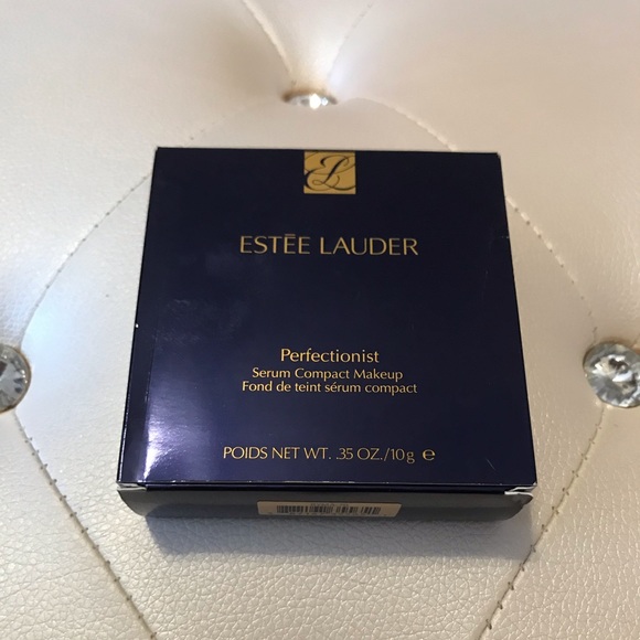 Estée Lauder Perfectionist Highlight Powder Duo 06 - Picture 2 of 12